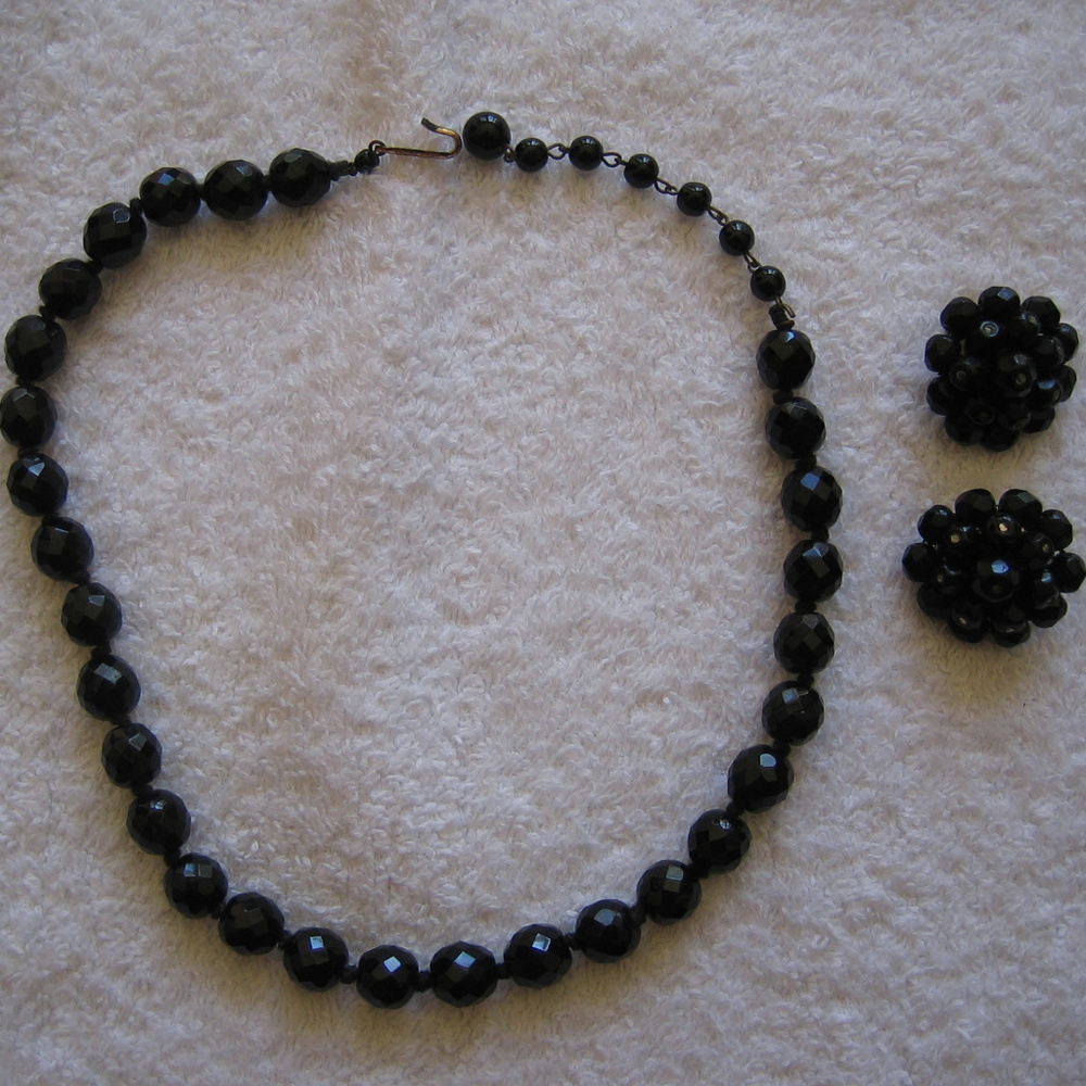 1940s Original Costume Jewelry Necklace & Earrings